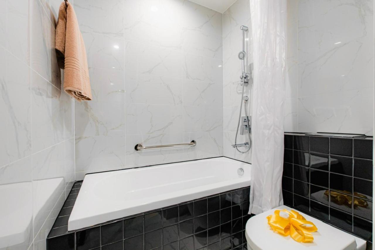 Zenity Luxury Apartment In District 1 Since 2024 Ho Si Minh-város Kültér fotó